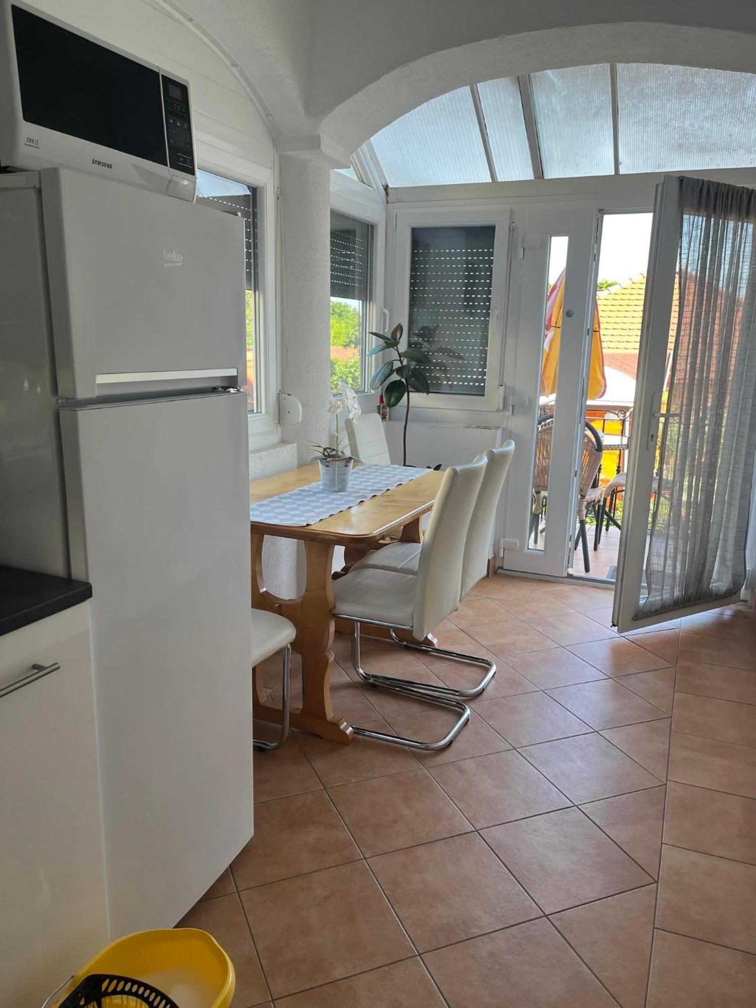 Rege apartman 2 Alsóörs Exterior foto